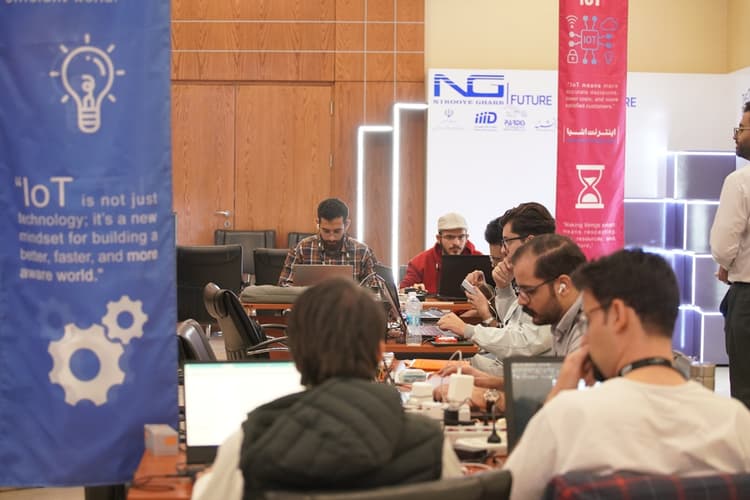 بخش رقابتهای اینترنت اشیا در دومین المپیک فناوری ۲۰۲۵، با همکاری شتابدهنده نیروی غرب در پارک فناوری پردیس برگزار شد