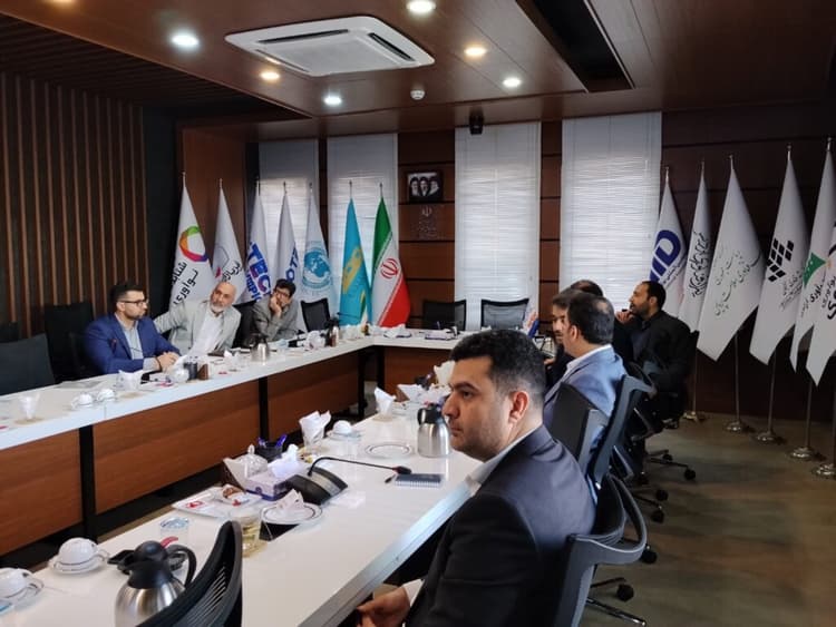 نشست مشترک منطقه بین المللی نوآوری ایران، شتابدهنده بیلدزآپ و شرکت کیسون برگزار شد